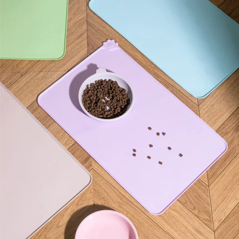 Pet Feeding Mat - Silicone Dog  Waterproof Non-Slip Spill Proof Pet Placemat Practical Home Solution for Dogs and  Cats