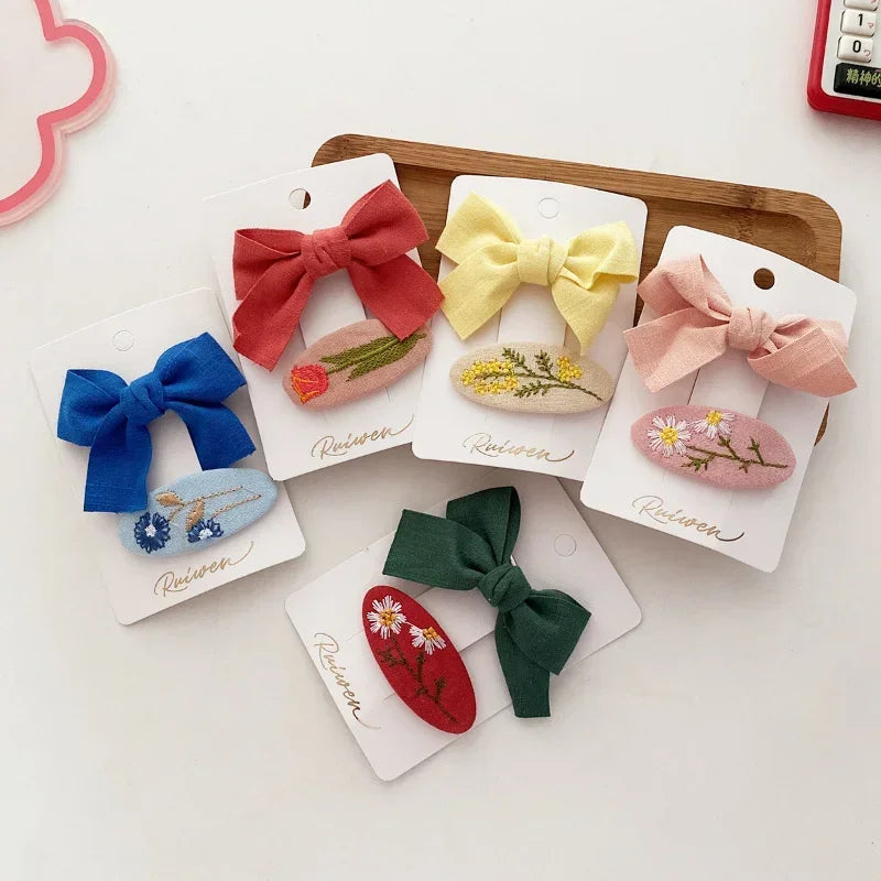 2PCS Sweet Little Girl Bowknot Hair Clips Solid Color Korean Mini Kids Embroidery Barrettes Princess Baby Clamp Hair Accessories