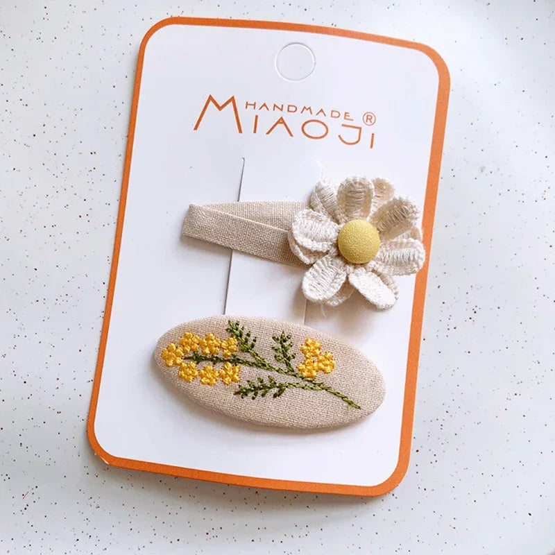 2PCS Sweet Little Girl Bowknot Hair Clips Solid Color Korean Mini Kids Embroidery Barrettes Princess Baby Clamp Hair Accessories
