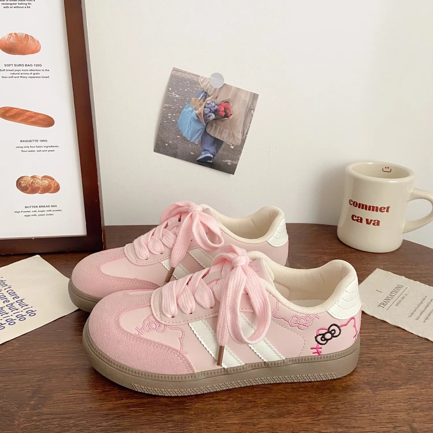 Women's Casual Shoes Cute Kitten Embroidery Soft Bottom Non-slip Comfortable De Training Shoes New Hundred Fashion Plate Shoes