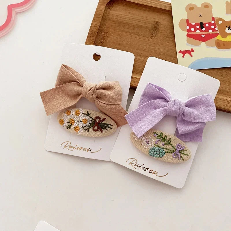2PCS Sweet Little Girl Bowknot Hair Clips Solid Color Korean Mini Kids Embroidery Barrettes Princess Baby Clamp Hair Accessories